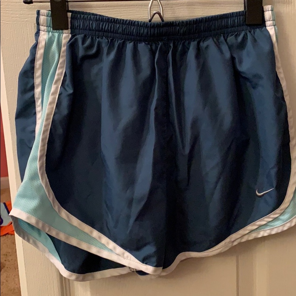 Running shorts